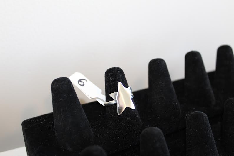 Simple Star Ring