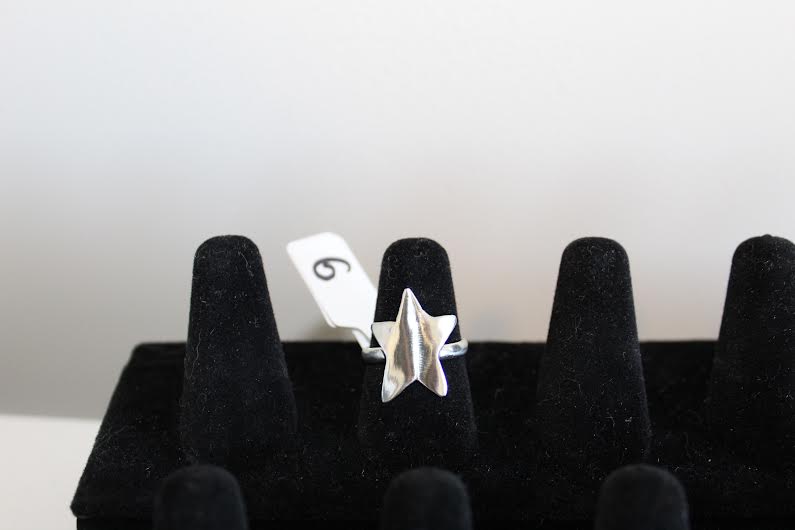 Simple Star Ring